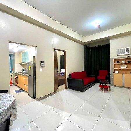 Lovely 2 Bed Room Condo Infront Of Naia Terminal 3 มะนิลา ภายนอก รูปภาพ