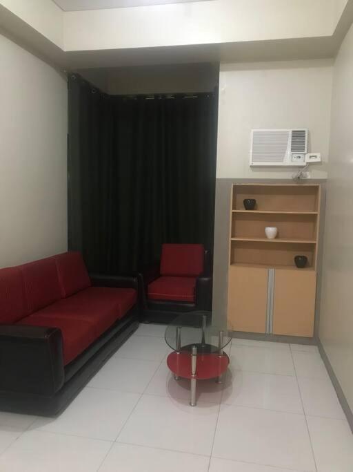 Lovely 2 Bed Room Condo Infront Of Naia Terminal 3 มะนิลา ภายนอก รูปภาพ