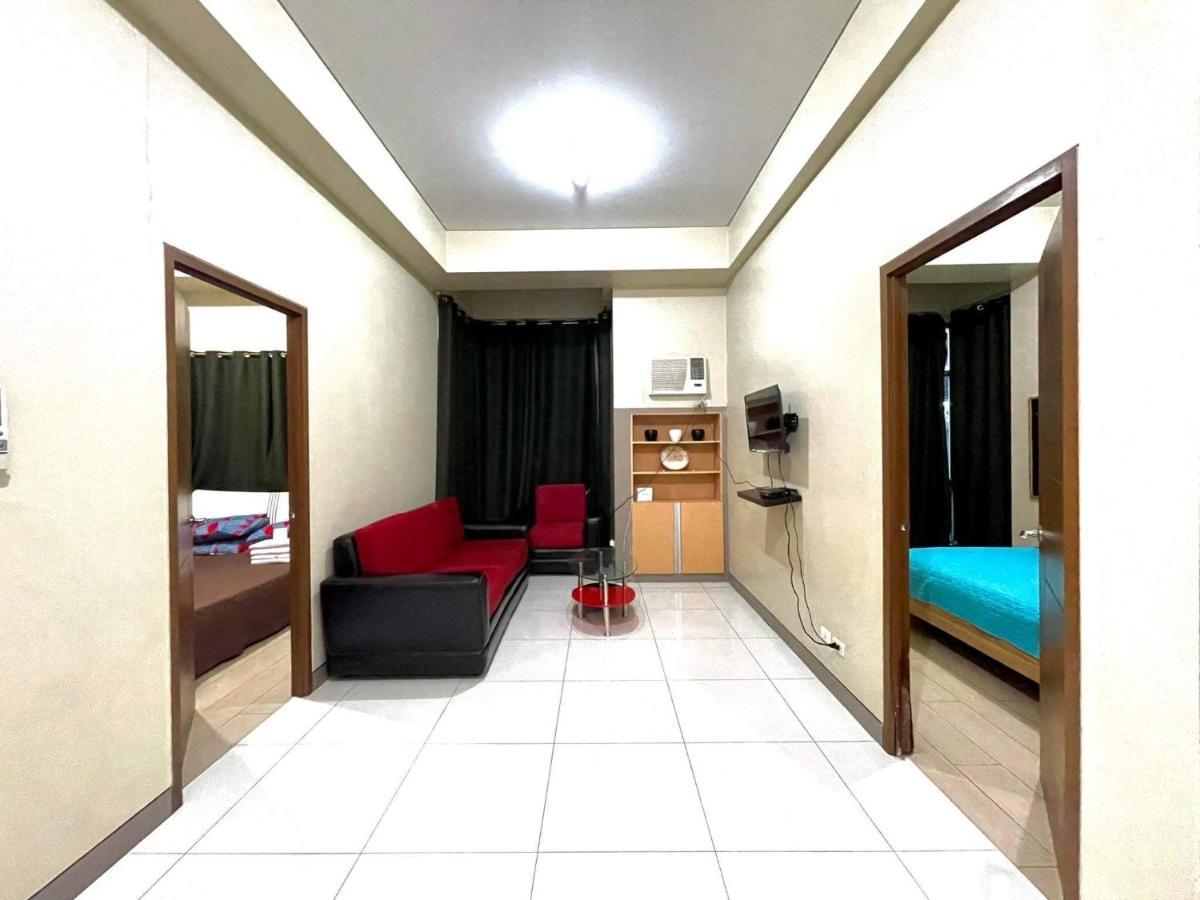 Lovely 2 Bed Room Condo Infront Of Naia Terminal 3 มะนิลา ภายนอก รูปภาพ