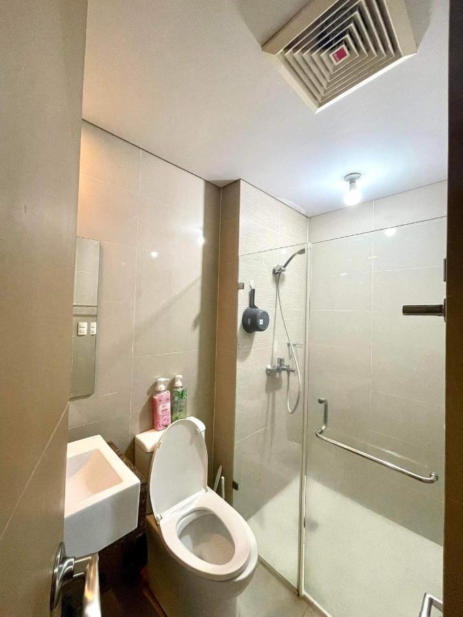 Lovely 2 Bed Room Condo Infront Of Naia Terminal 3 มะนิลา ภายนอก รูปภาพ